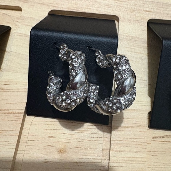 Zircon hoope earrings - Picture 2 of 3